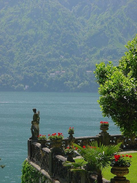 Tour autoguidato di Como e Bellagio da Milano - Scatto 8