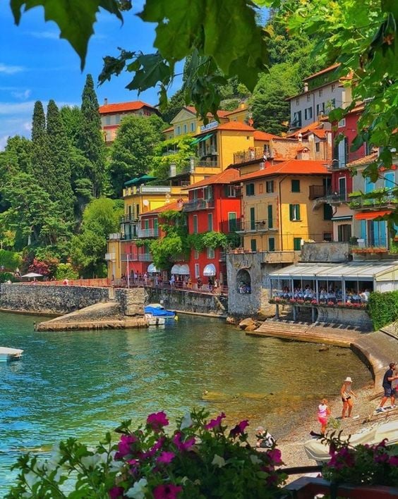 Tour autoguidato di Como e Bellagio da Milano - Scatto 5