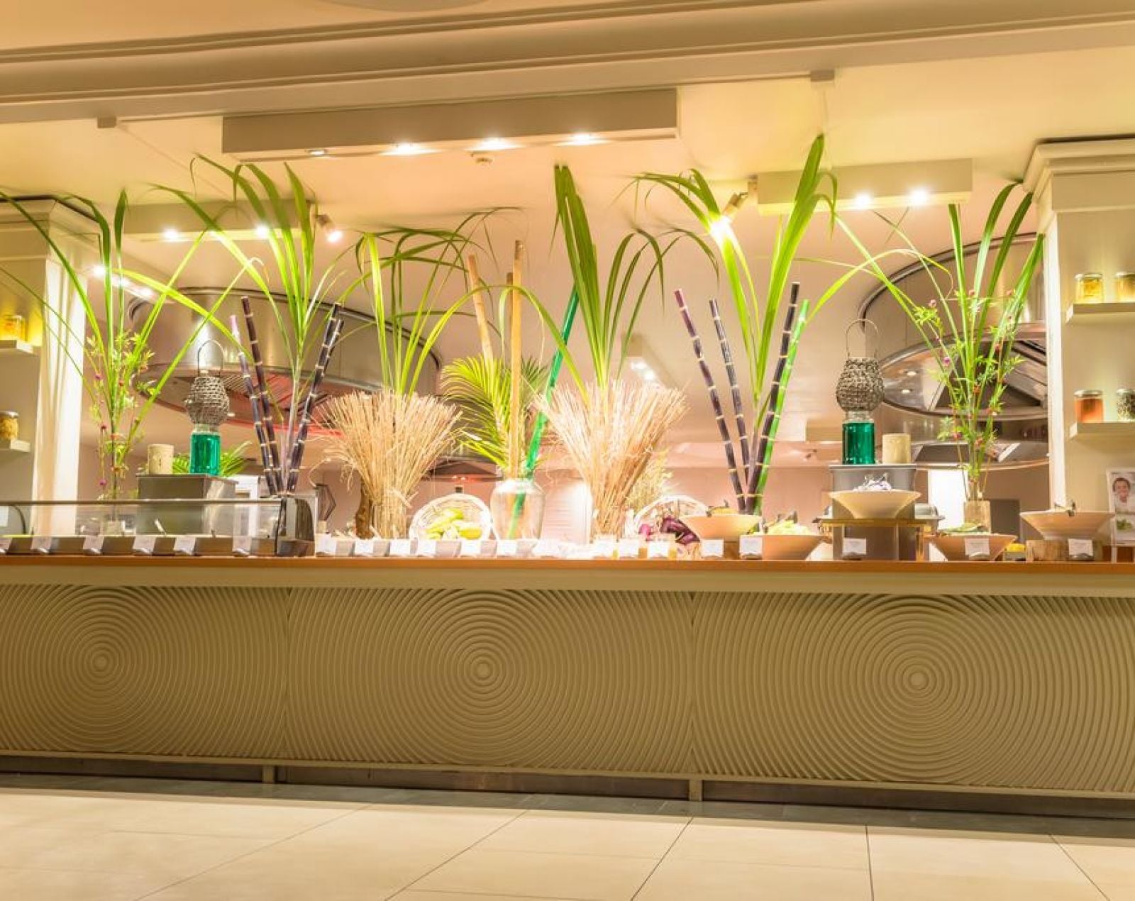 DUBAI + MAURITIUS 57