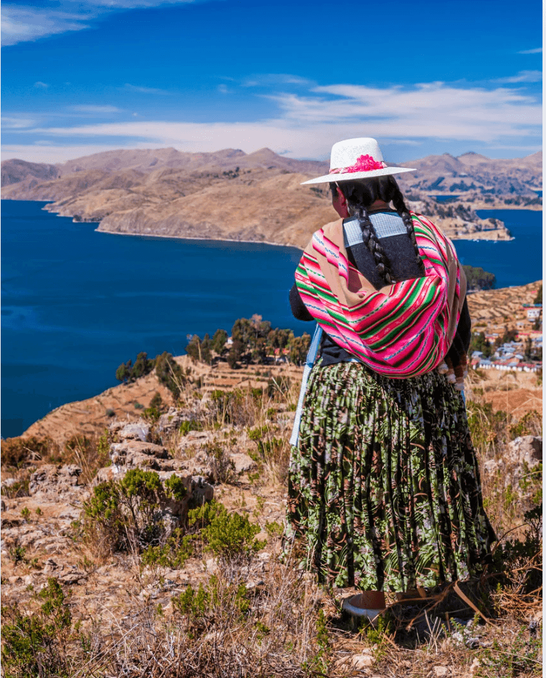 Inedita: Tra Storia, Natura Selvaggia e Salar Infinite