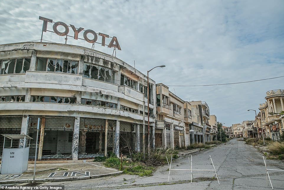 TOUR CIPRO SUD + MARE A LIMASSOL 28